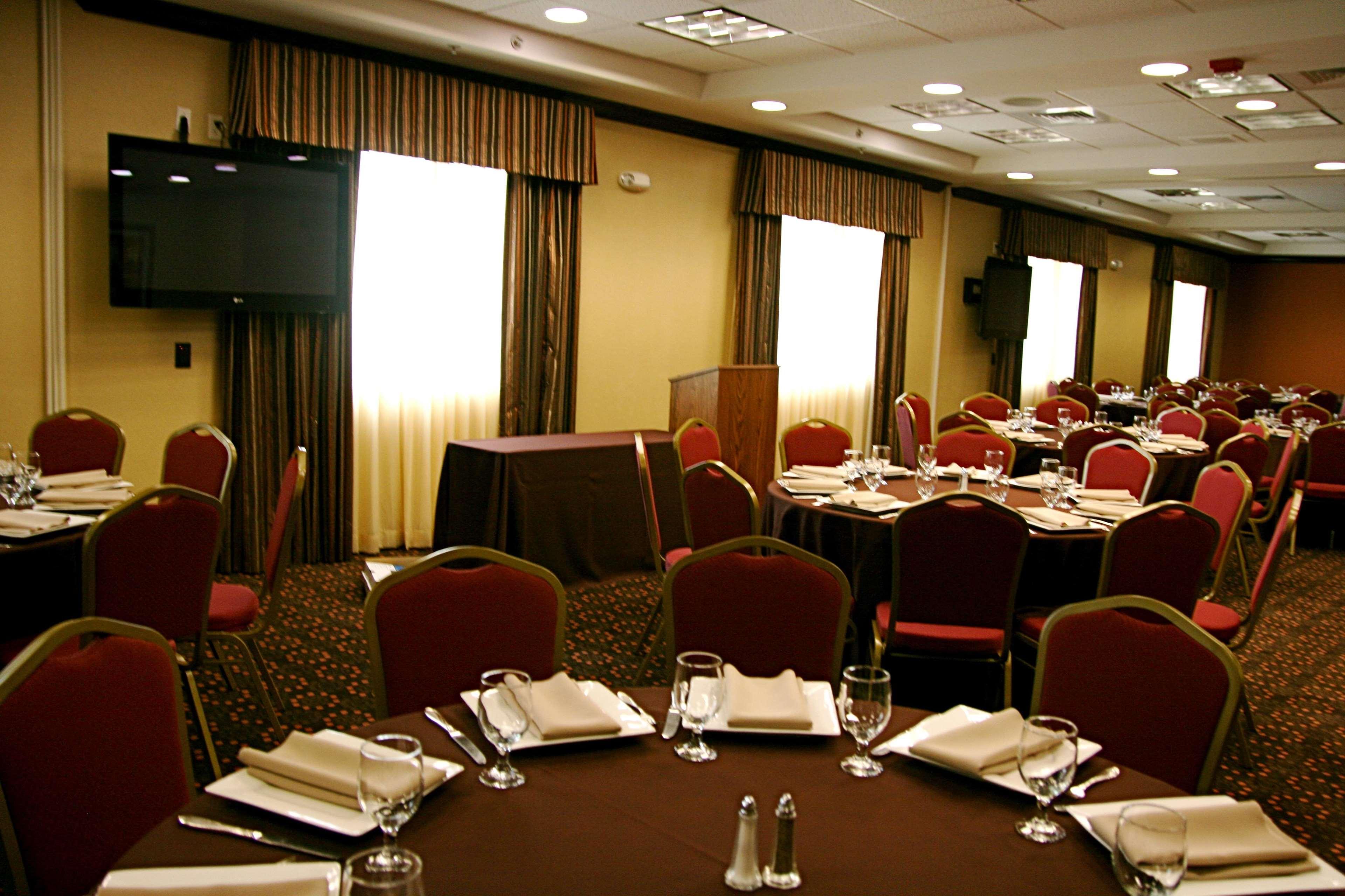 Hampton Inn & Suites Фолсъм Ресторант снимка